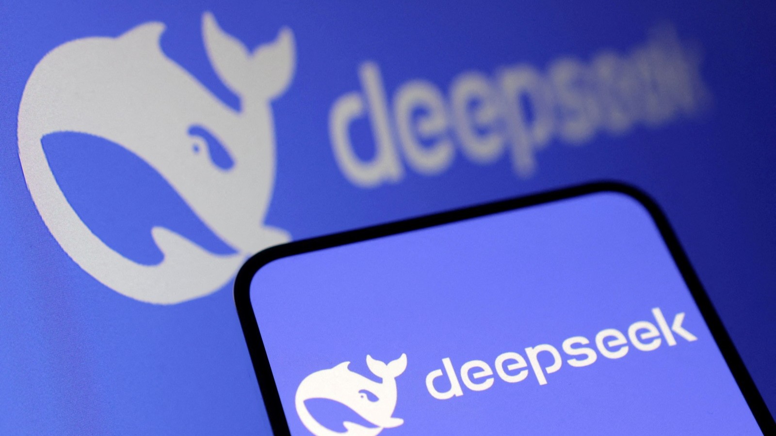 DeepSeek تقيد الوصول إلى نموذجها للذكاء الاصطناعي