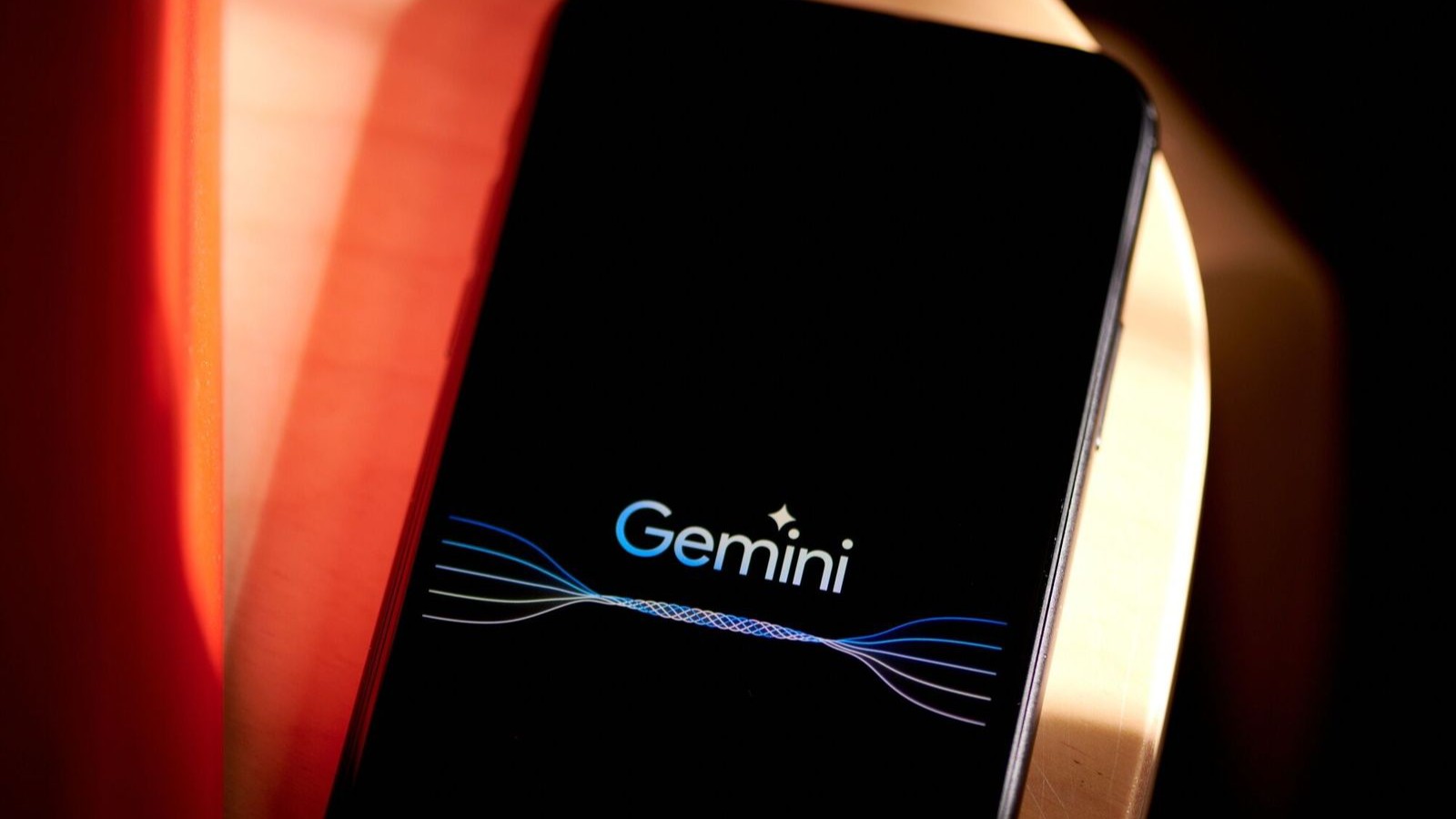 Gemini يحل مكان مساعد جوجل على هواتف أندرويد في 2025