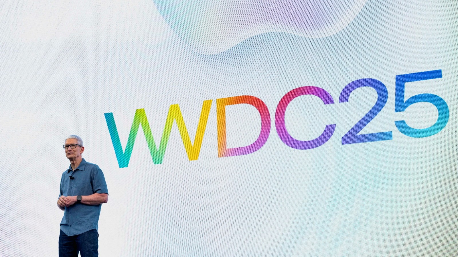 مؤتمر أبل للمطورين.. الشركة تكشف عن قدرات Apple Intelligence الجديدة