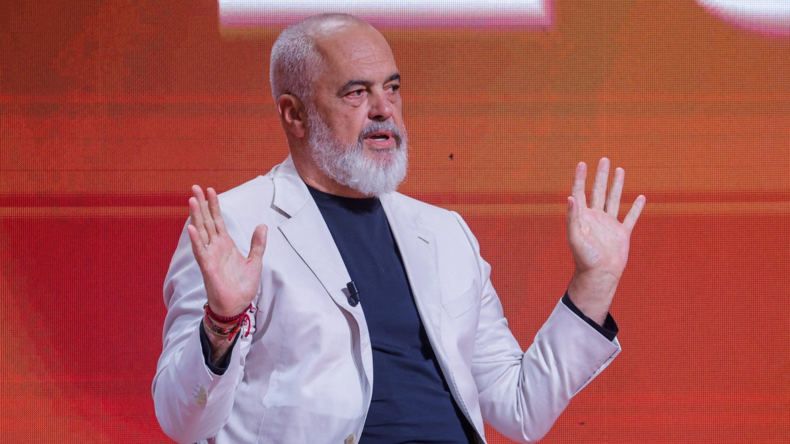 ‘ليس خيالاً علمياً’.. ألبانيا تعيّن أول وزيرة مولّدة بالذكاء الاصطناعي